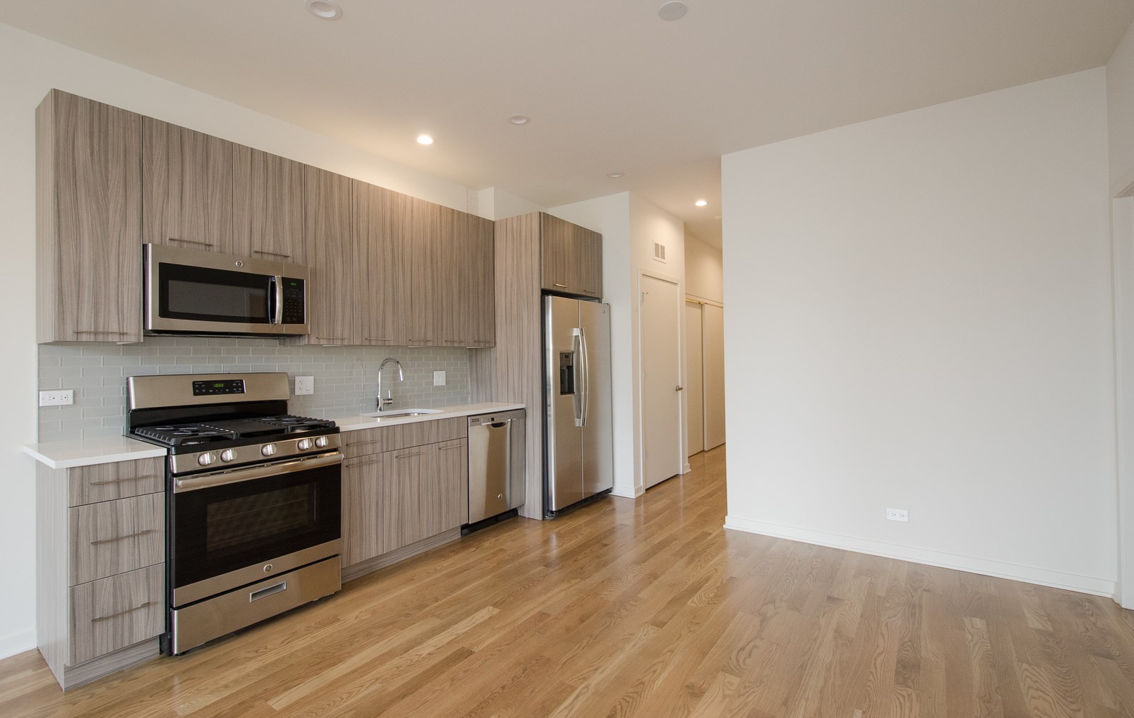 1728 W Division St #204, Chicago, IL 60622