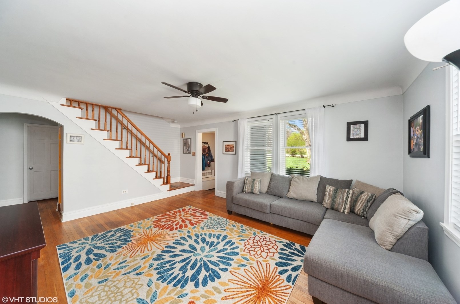 4625 Yackley Ave, Lisle, IL 60532-1553
