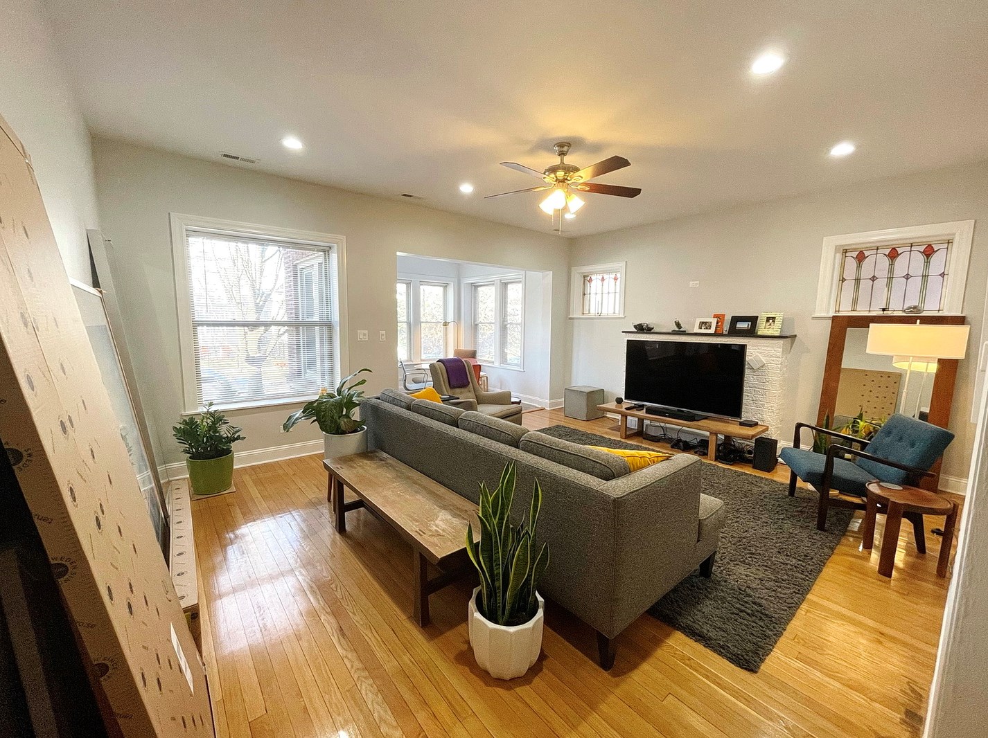 1343 W Rosedale Ave #1, Chicago, IL 60660