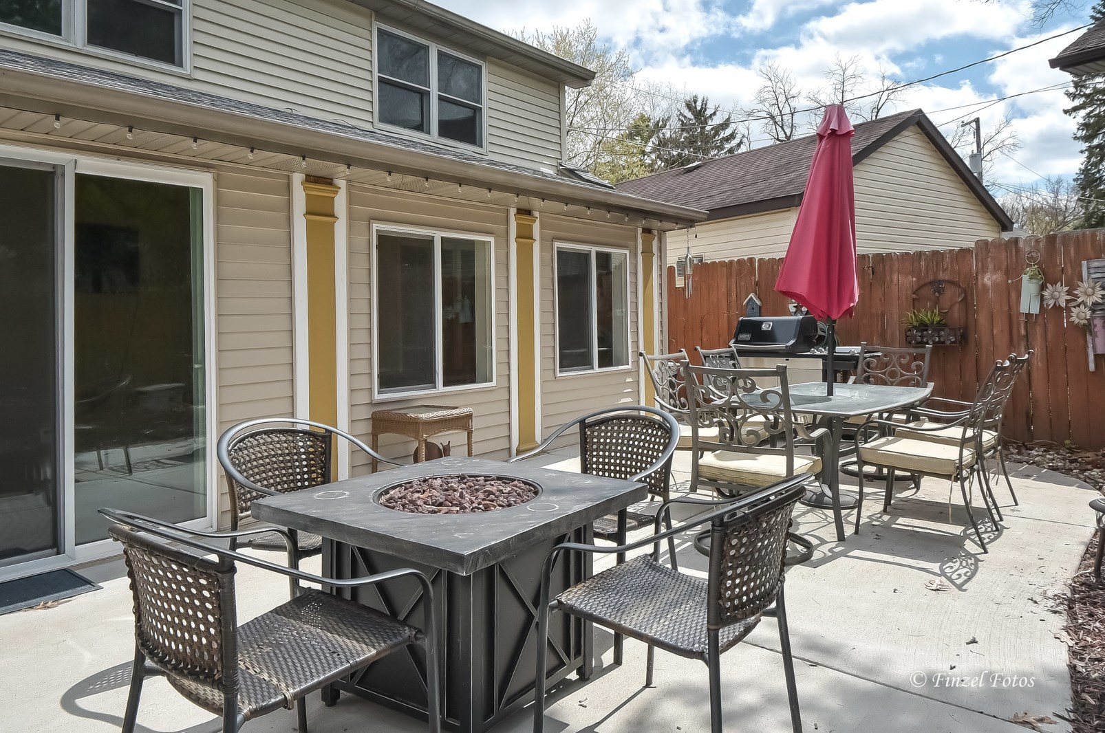 37650 N Terrace Ln, Spring Grove, IL 60081