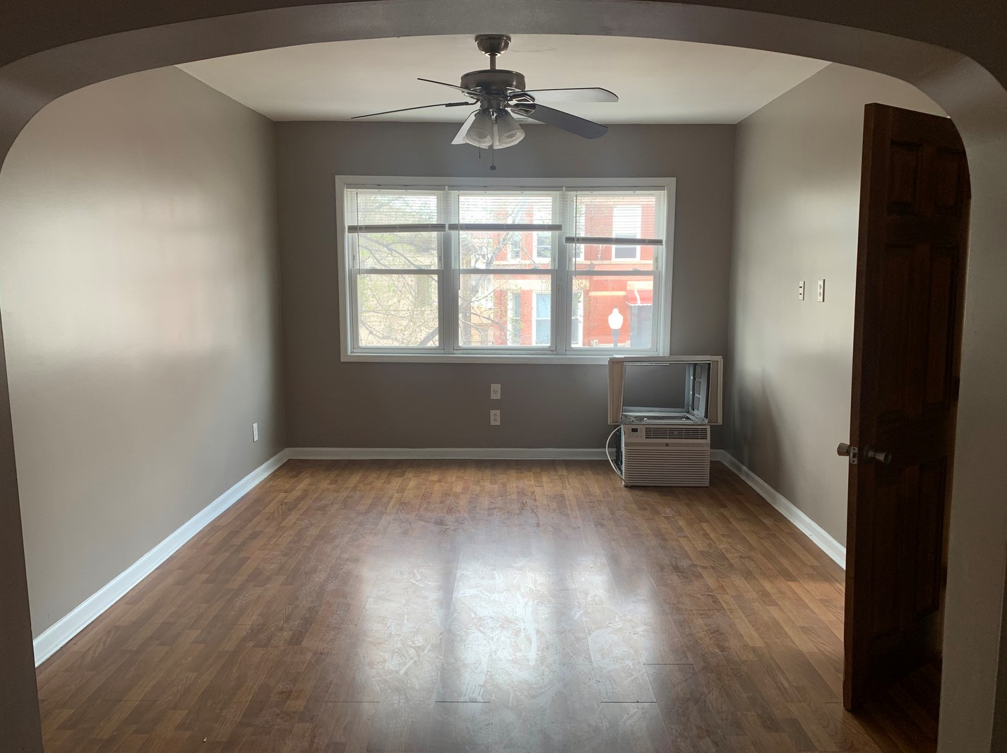 635 W 26th St #3, Chicago, IL 60616