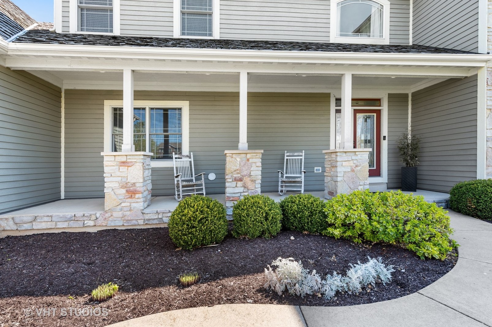 8316 Appaloosa Ln, Spring Grove, IL 60081