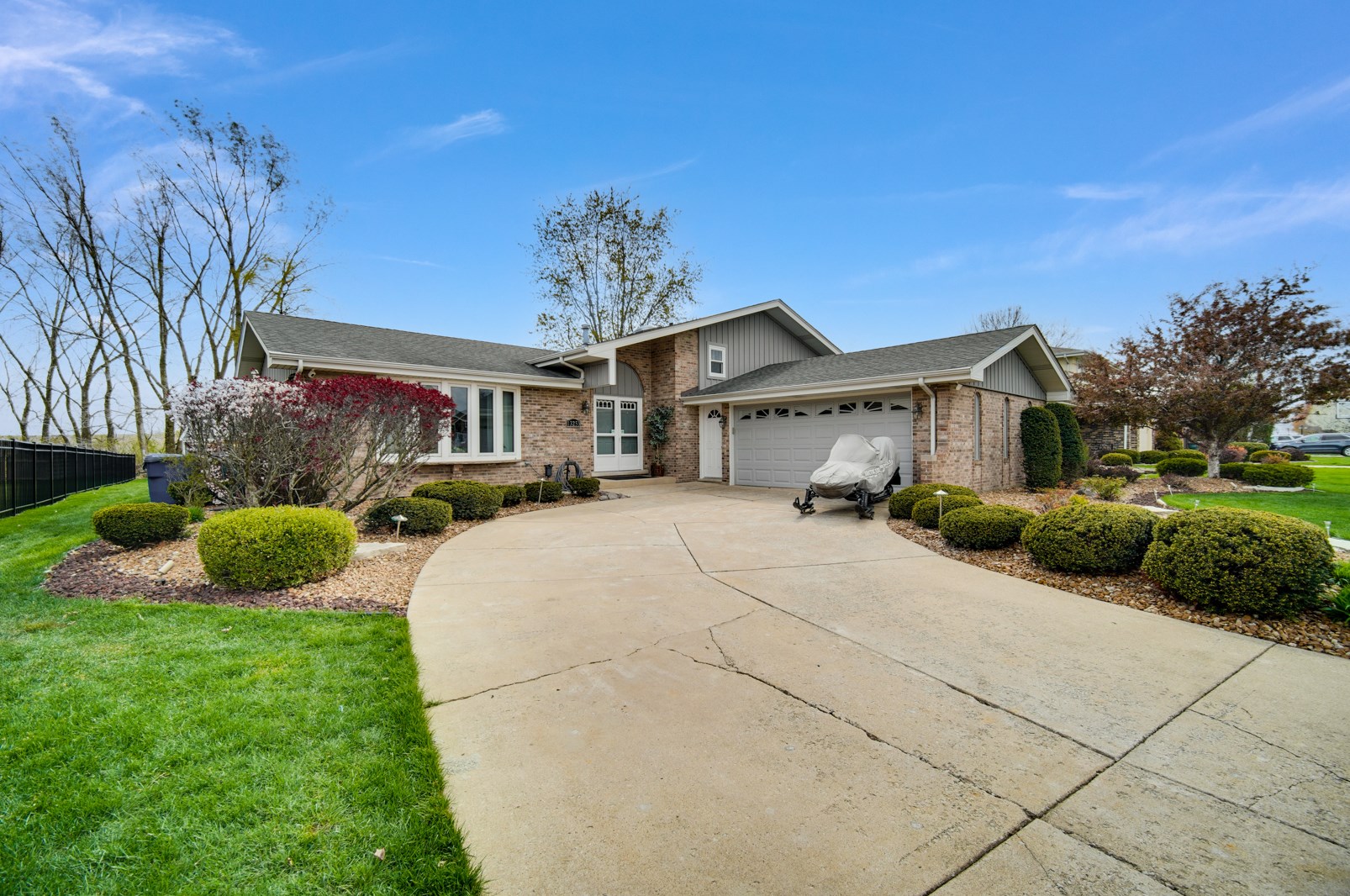 13253 Maverick Trl, Romeoville, IL 60491-8751