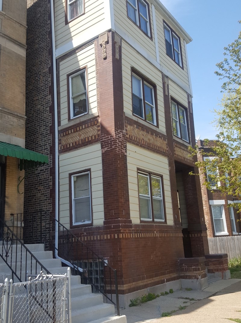 1820 Trumbull Ave, Chicago, IL 60623-2534