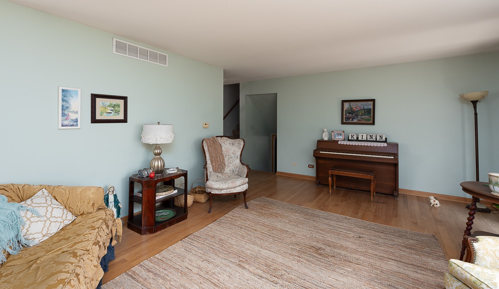 4533 Middaugh Ave, Downers Grove, IL 60515-2761