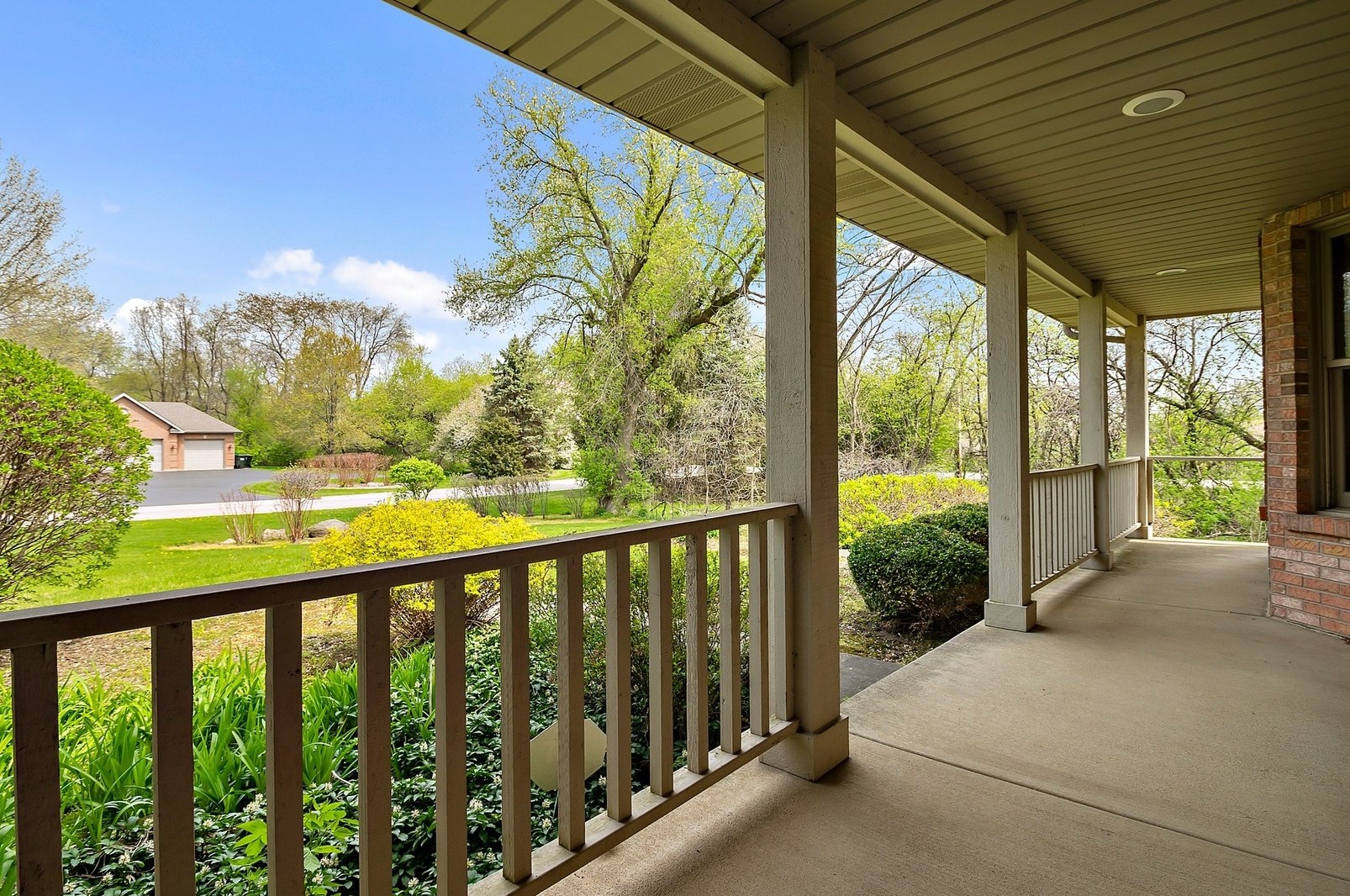 1105 Superior Ave, Spring Grove, IL 60081