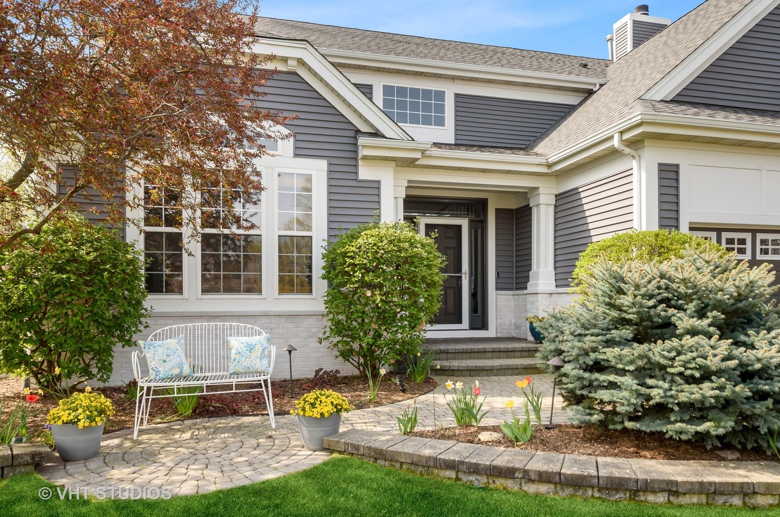 1343 Mulberry Ln, Trout Valley, IL 60013-6507