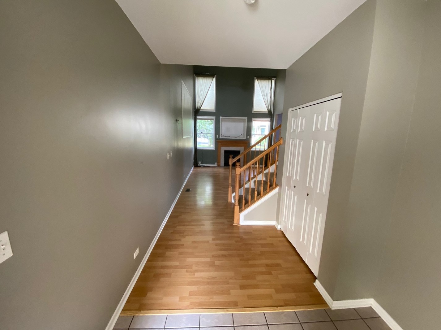 2421 Reflections Dr, Aurora IL  60502-7313 exterior