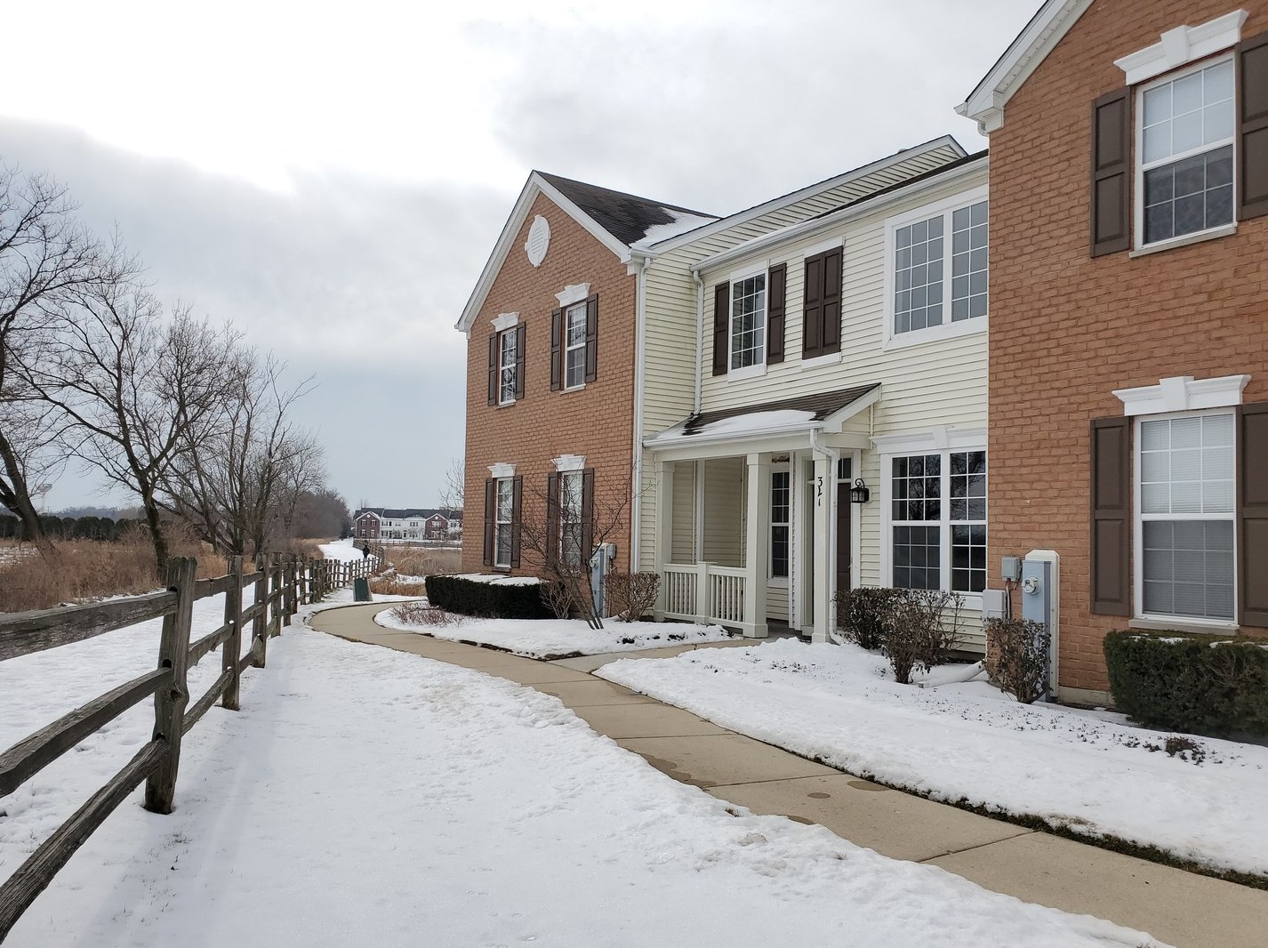 321 Litchfield Dr, Volo IL  60073-8103 exterior