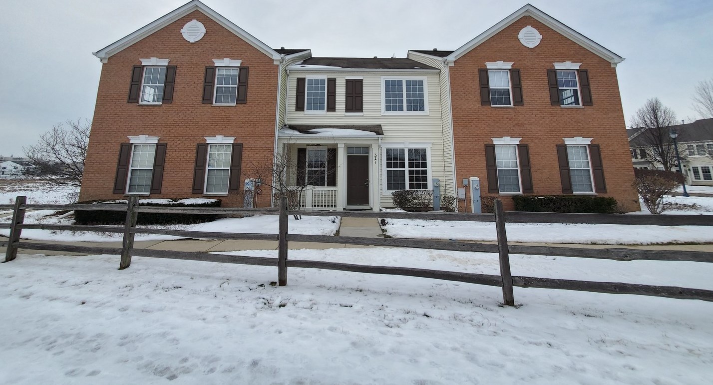 321 Litchfield Dr, Volo IL  60073-8103 exterior
