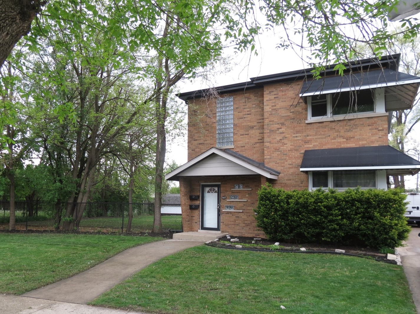 10607 Mayfield Ave, Chicago Ridge, IL 60415