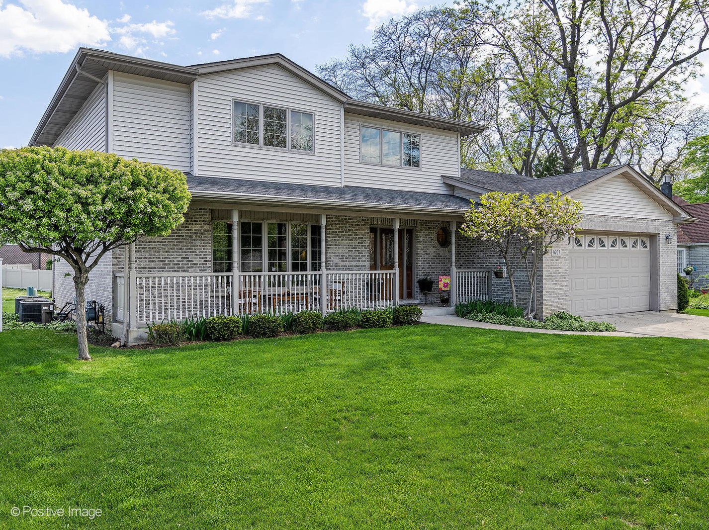 9707 56th St, Oak Brook, IL 60525