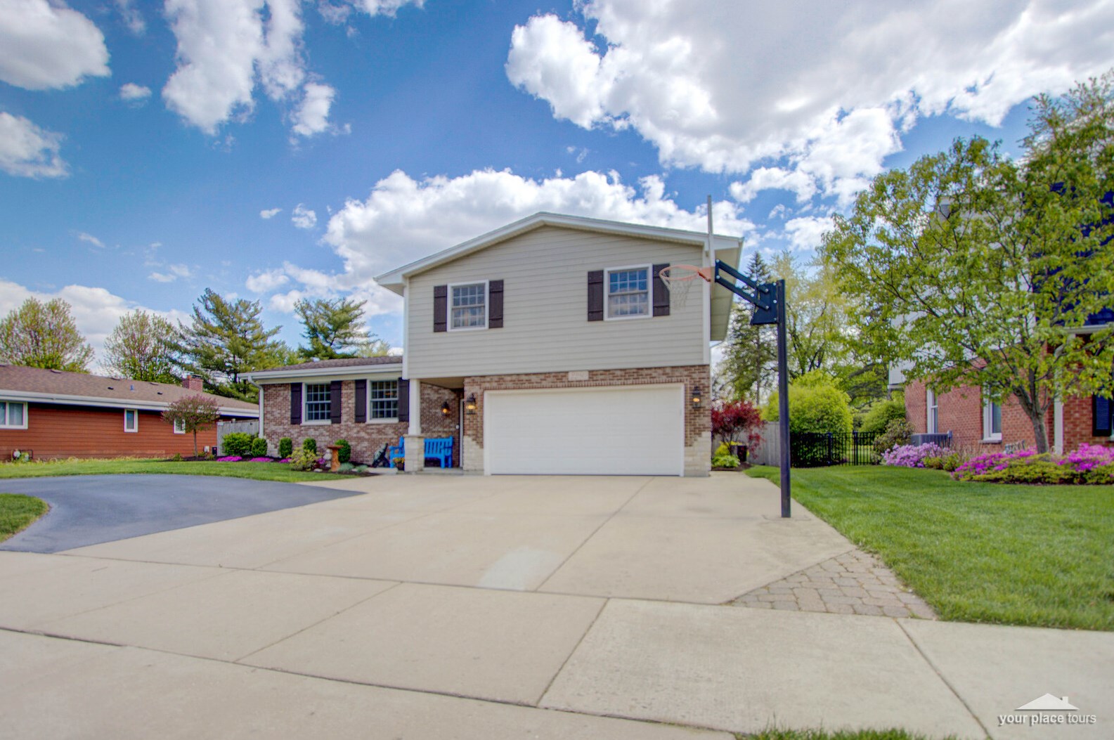 2280 Sans Souci Dr, Aurora, IL 60506-5260