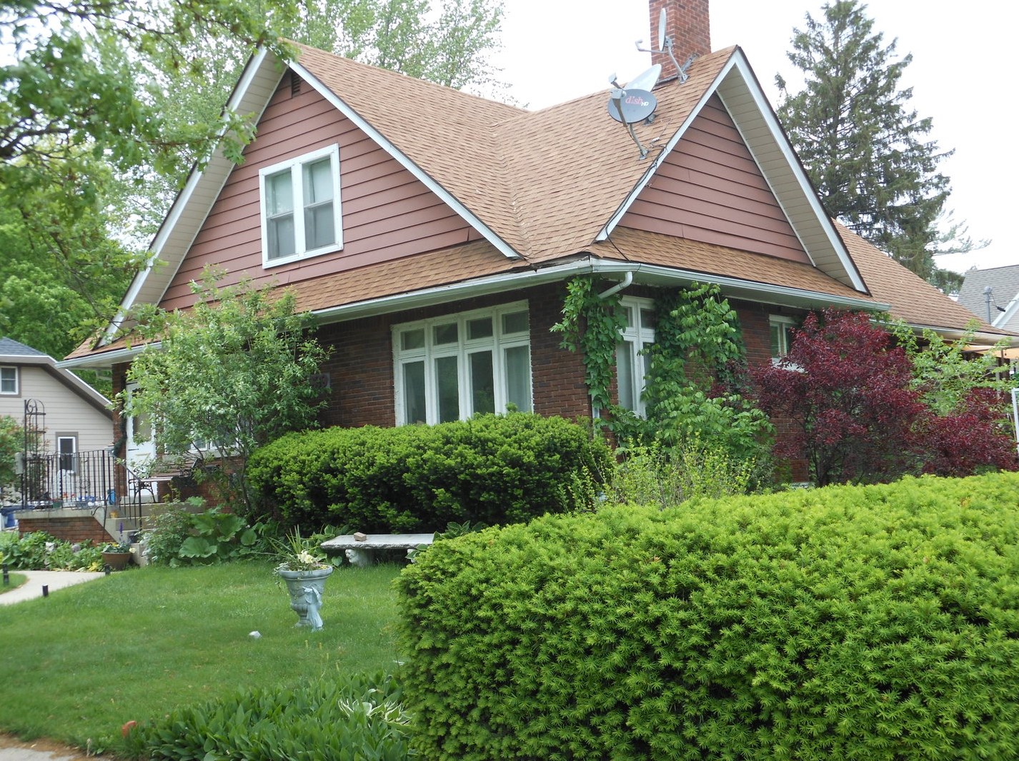 929 Lewis St, Dekalb, IL 60115-3433