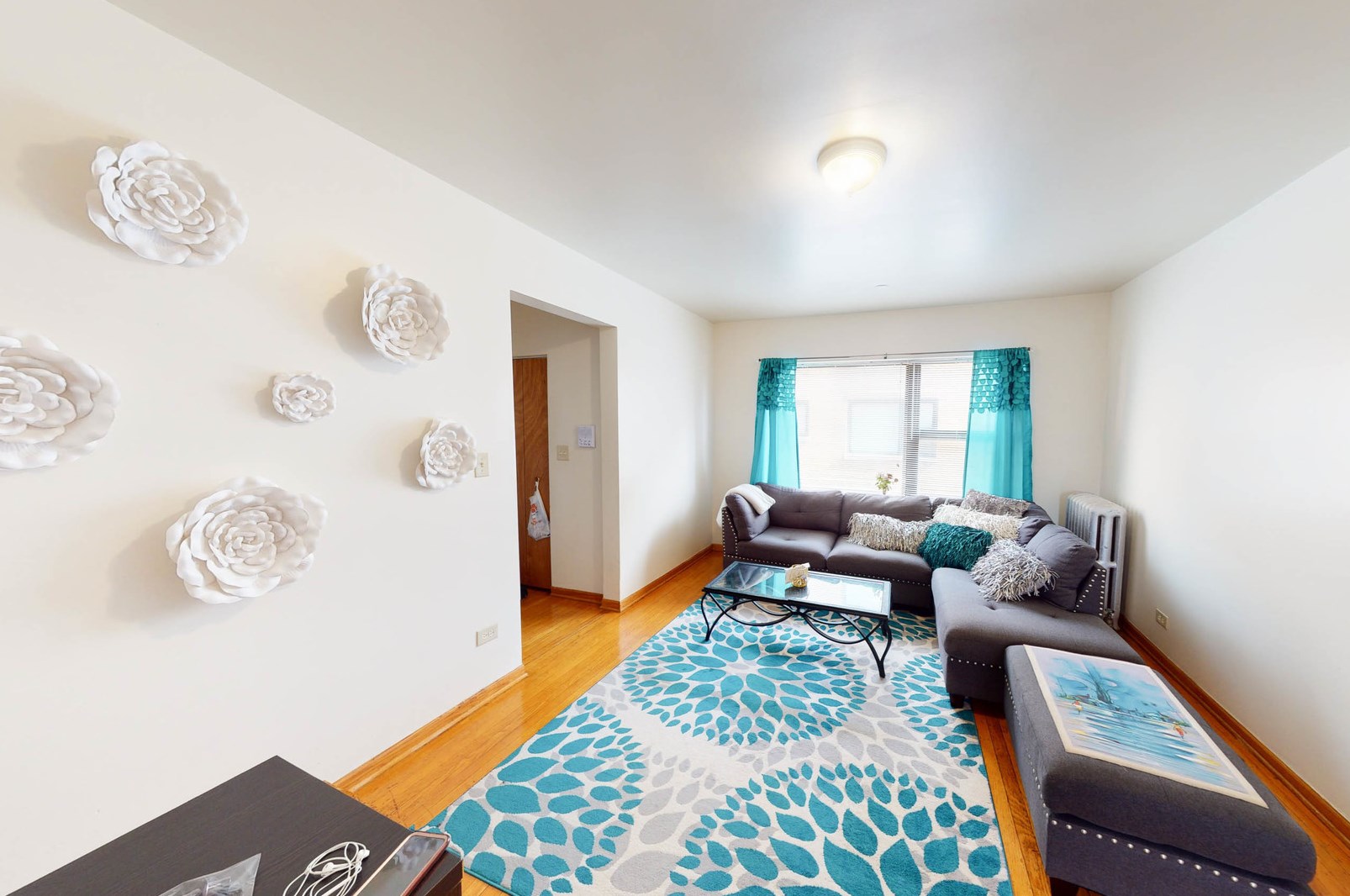 7331 S Coles Ave Apt 3e, Chicago, IL