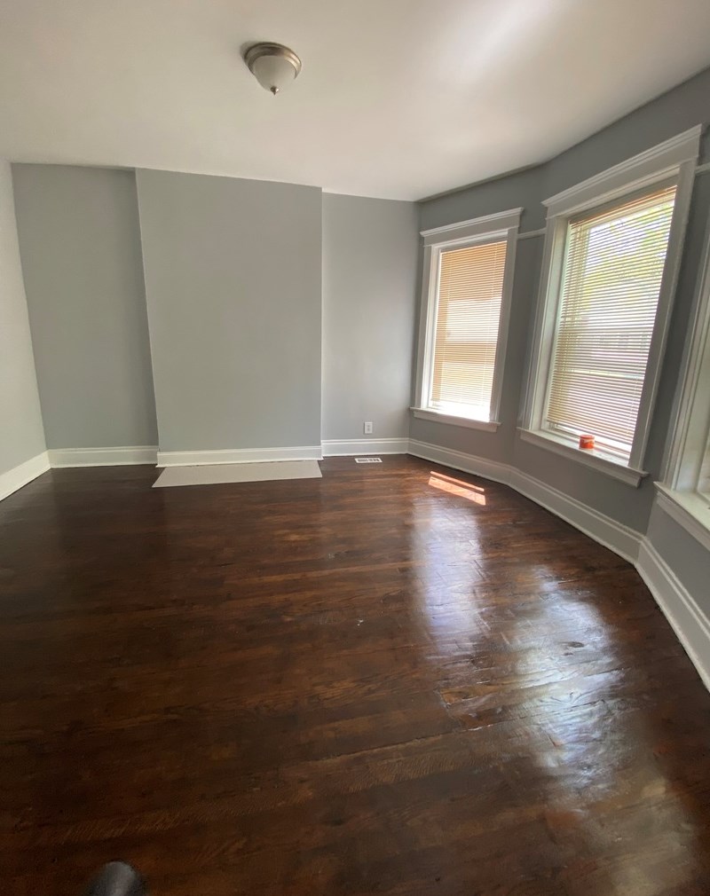 6559 S Eberhart Ave #1, Chicago, IL 60637