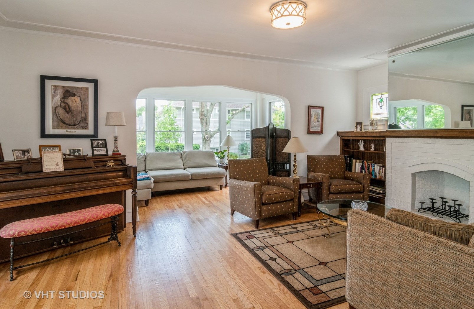 46 Ashland Ave, River Forest, IL 60305-2104