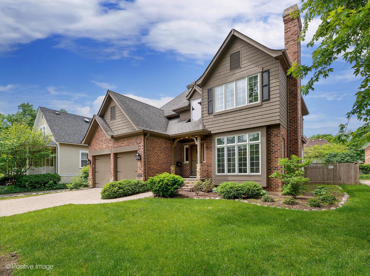 224 Phillippa St, Oak Brook, IL 60521-2435