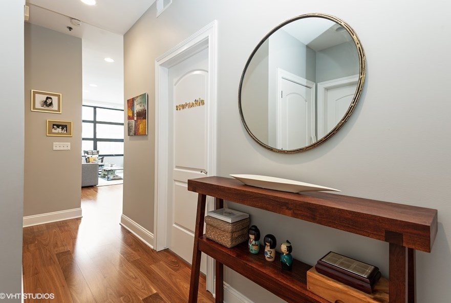 101 W Superior St #605, Chicago, IL 60654