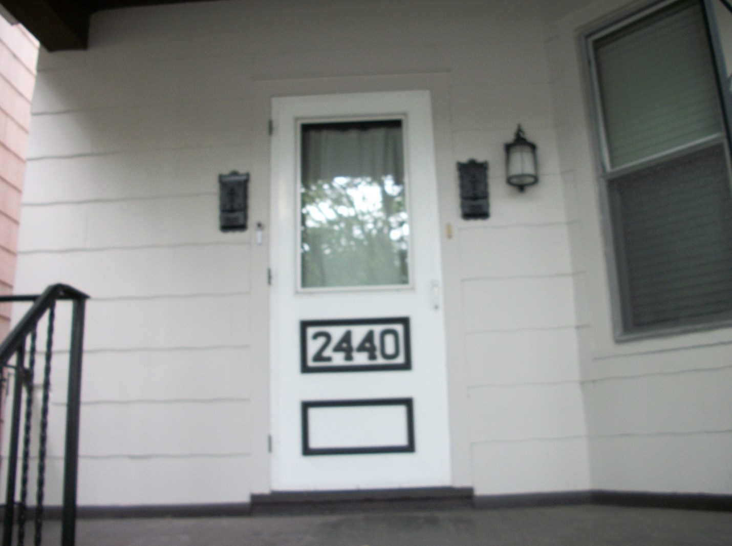 2440 W Warner Ave #2, Chicago, IL 60618