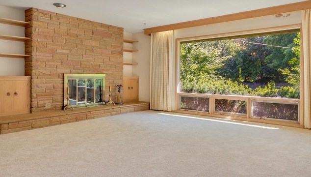 320 Princeton Rd, Oak Brook, IL 60521-4744