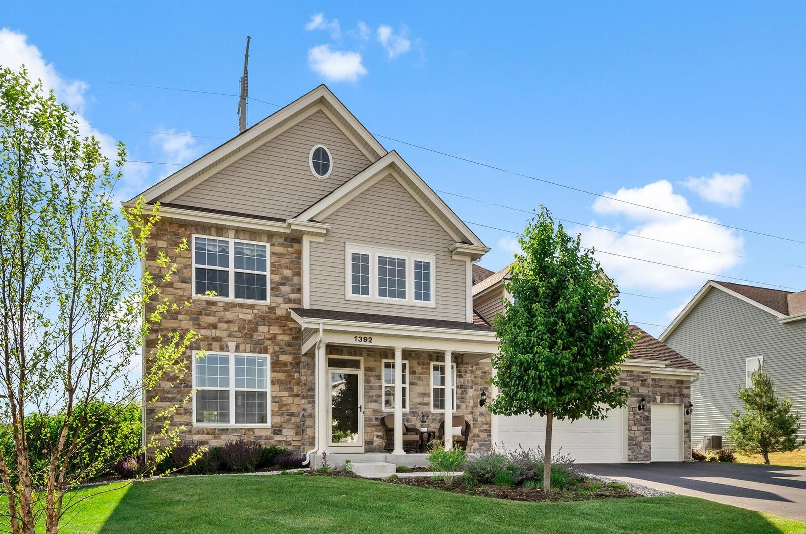 1392 Star Grass Cir, Aurora, IL 60506-6514