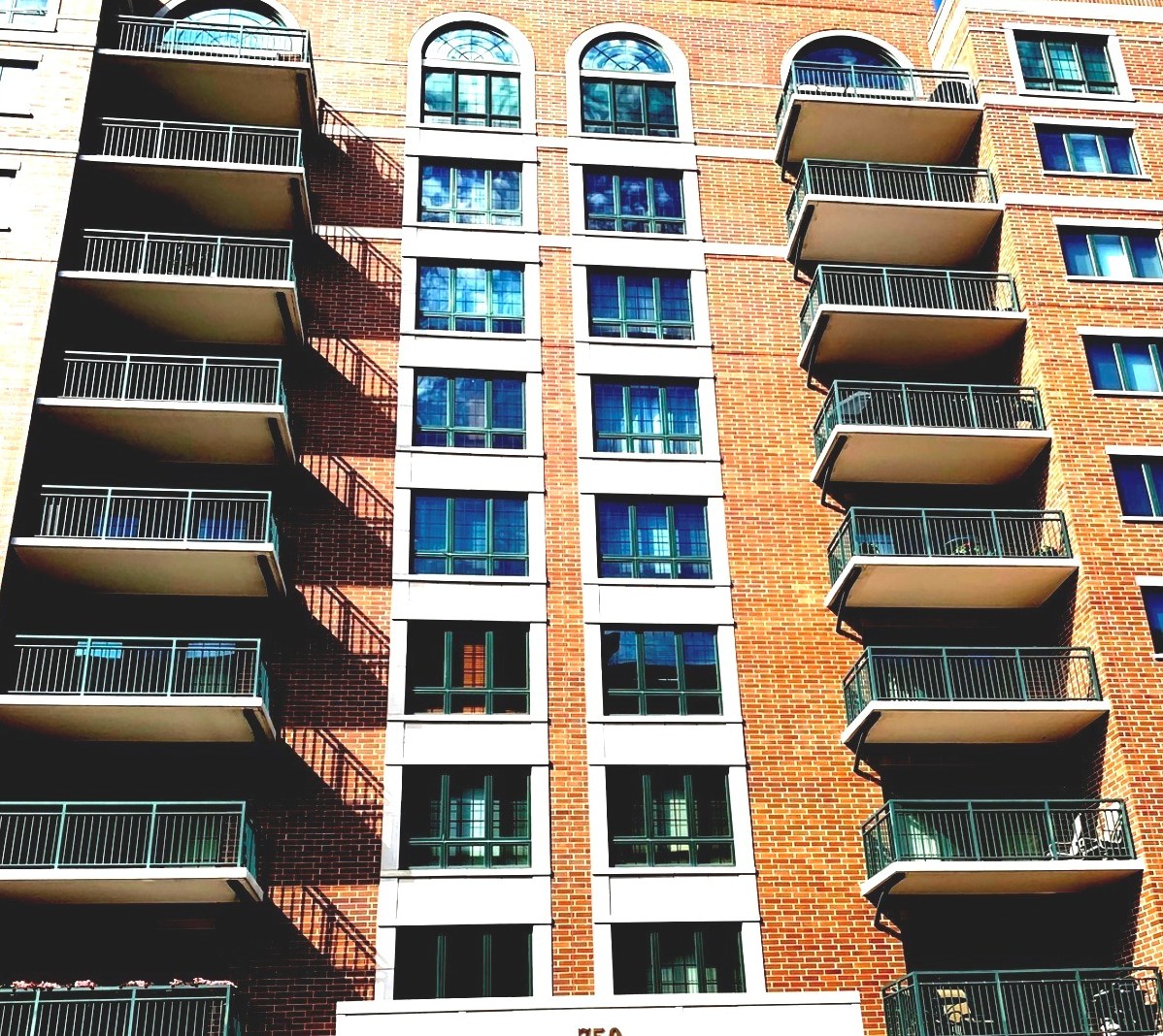 750 Pearson St Apt 401, Des Plaines, IL 60016