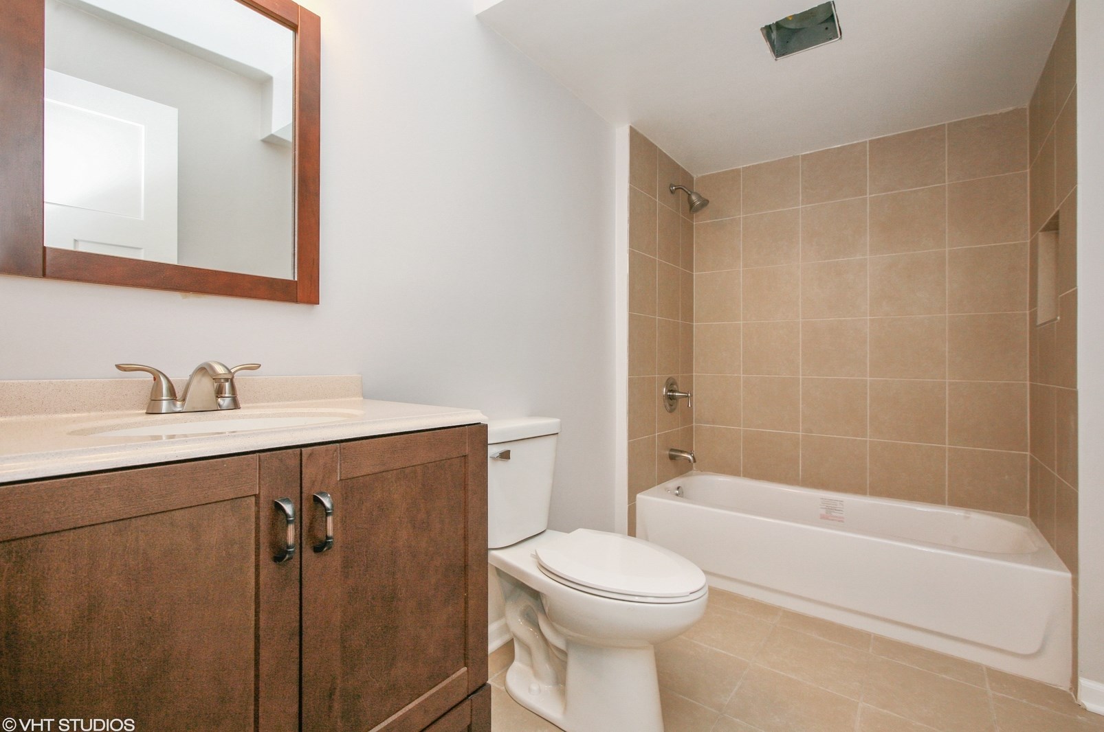 308 Crest Dr, Trout Valley IL  60013-2220 exterior