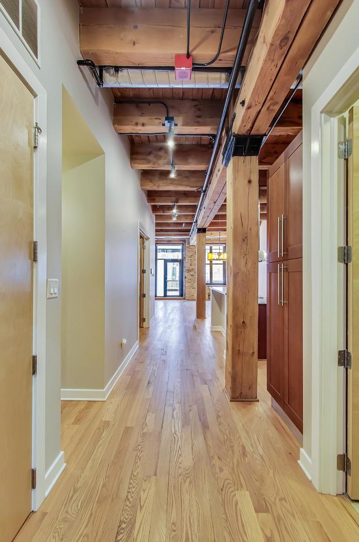 154 W Hubbard St #304, Chicago, IL 60654