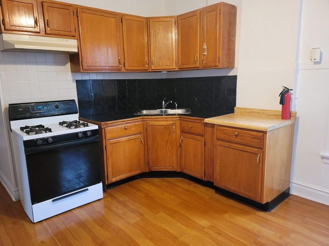 7536 S Evans Ave #2, Chicago, IL 60619