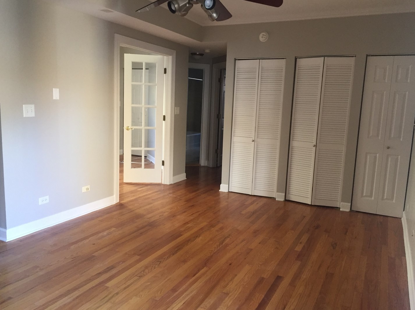 1436 W Roscoe St Apt 2, Chicago, IL 60657
