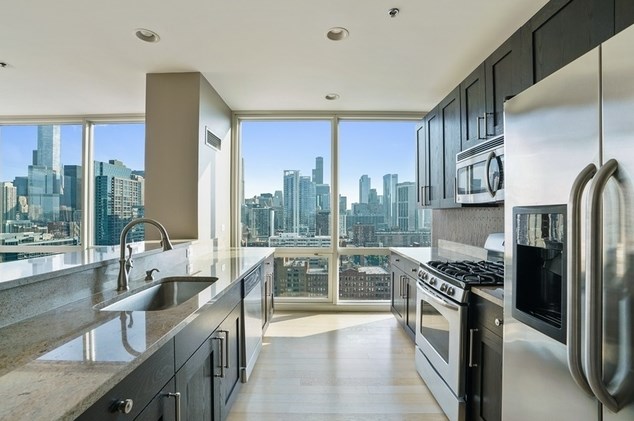 757 N Orleans St #2106, Chicago, IL 60654