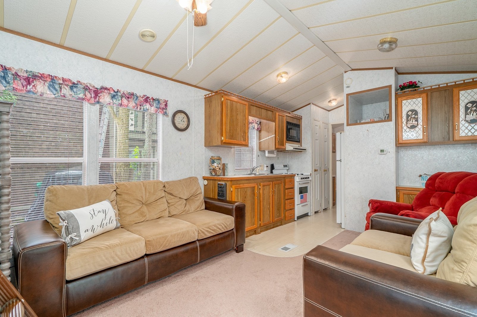 107 Fossil Ridge Rd, Lorenzo, IL 60481-8527