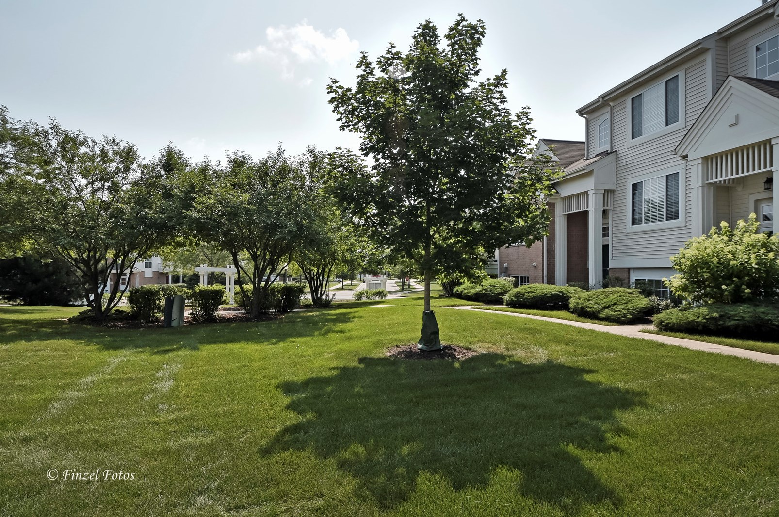 1905 Concord Dr, Volo, IL 60050-8311