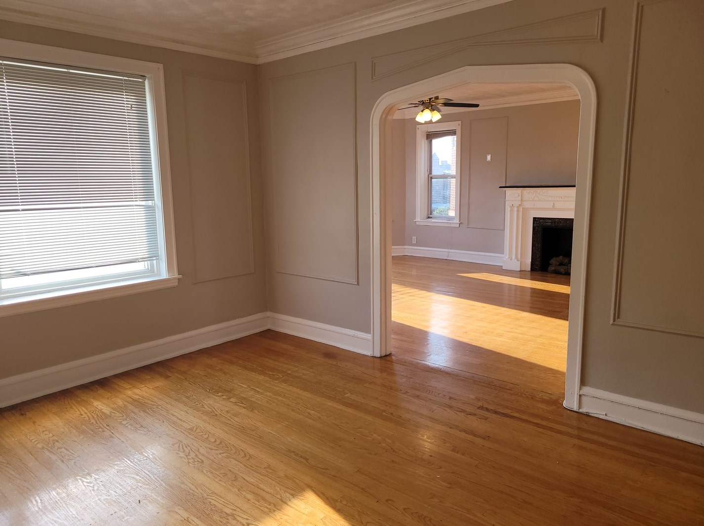 7115 S Luella Ave # 3, Chicago, IL