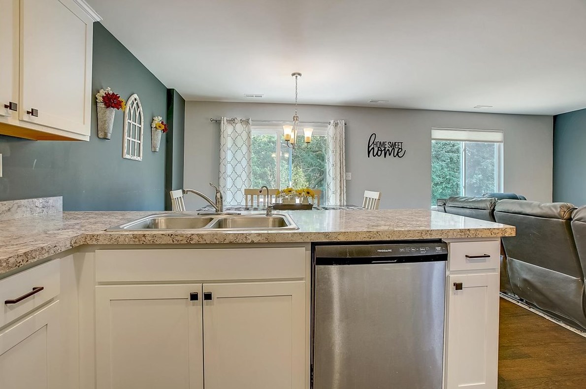 1165 Lake Dr, Trout Valley IL  60013-1612 exterior