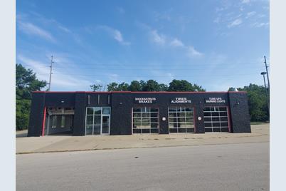 212 N Vine Street, Urbana, IL 61802 - Photo 1