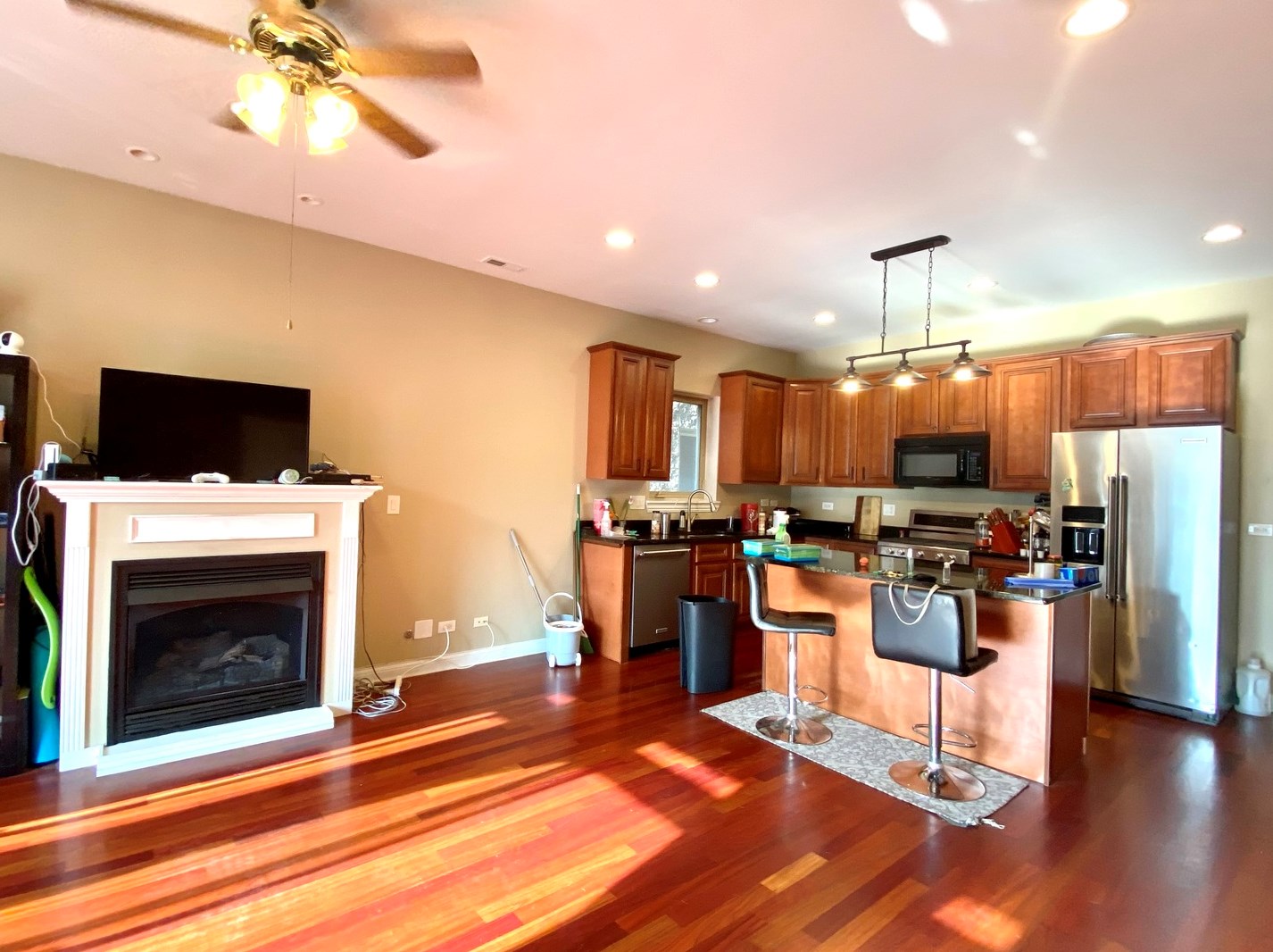 2841 N Pulaski Rd Apt 1n, Chicago, IL