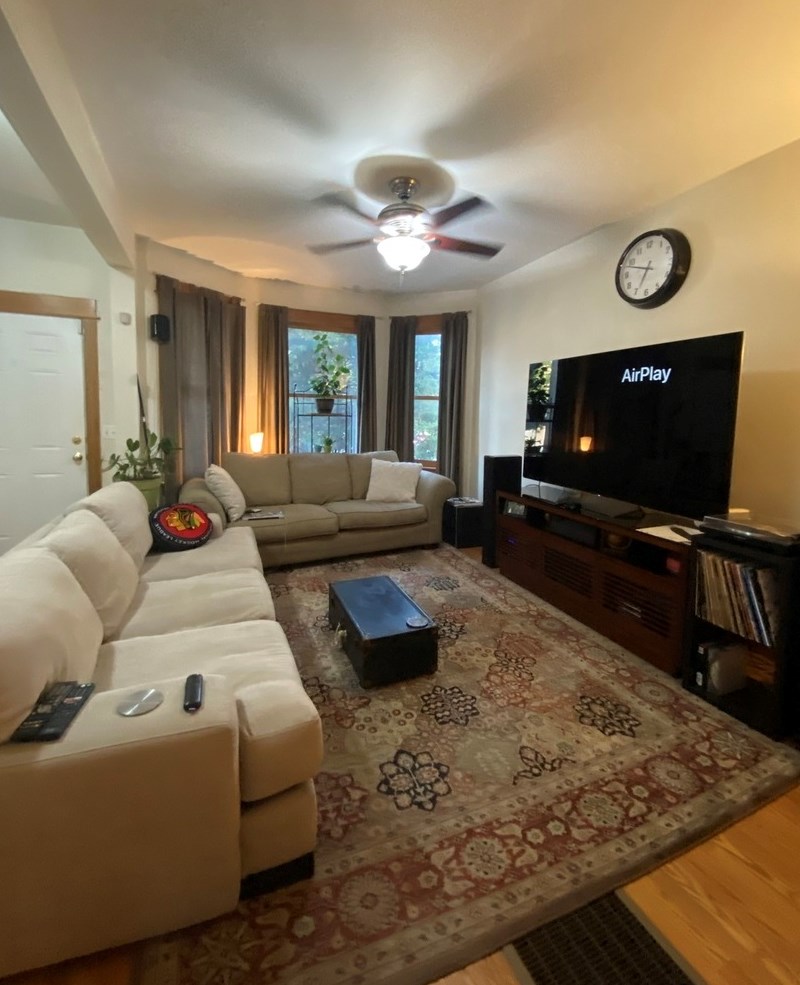 3302 N Sacramento Ave # 1, Chicago, IL