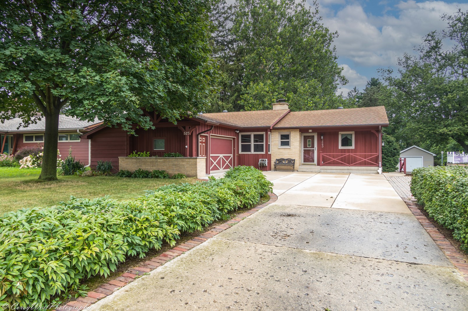 523 Normal Rd, Dekalb, IL 60115-2202