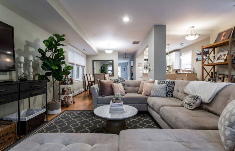 2035 W Dickens Ave #1, Chicago, IL 60647