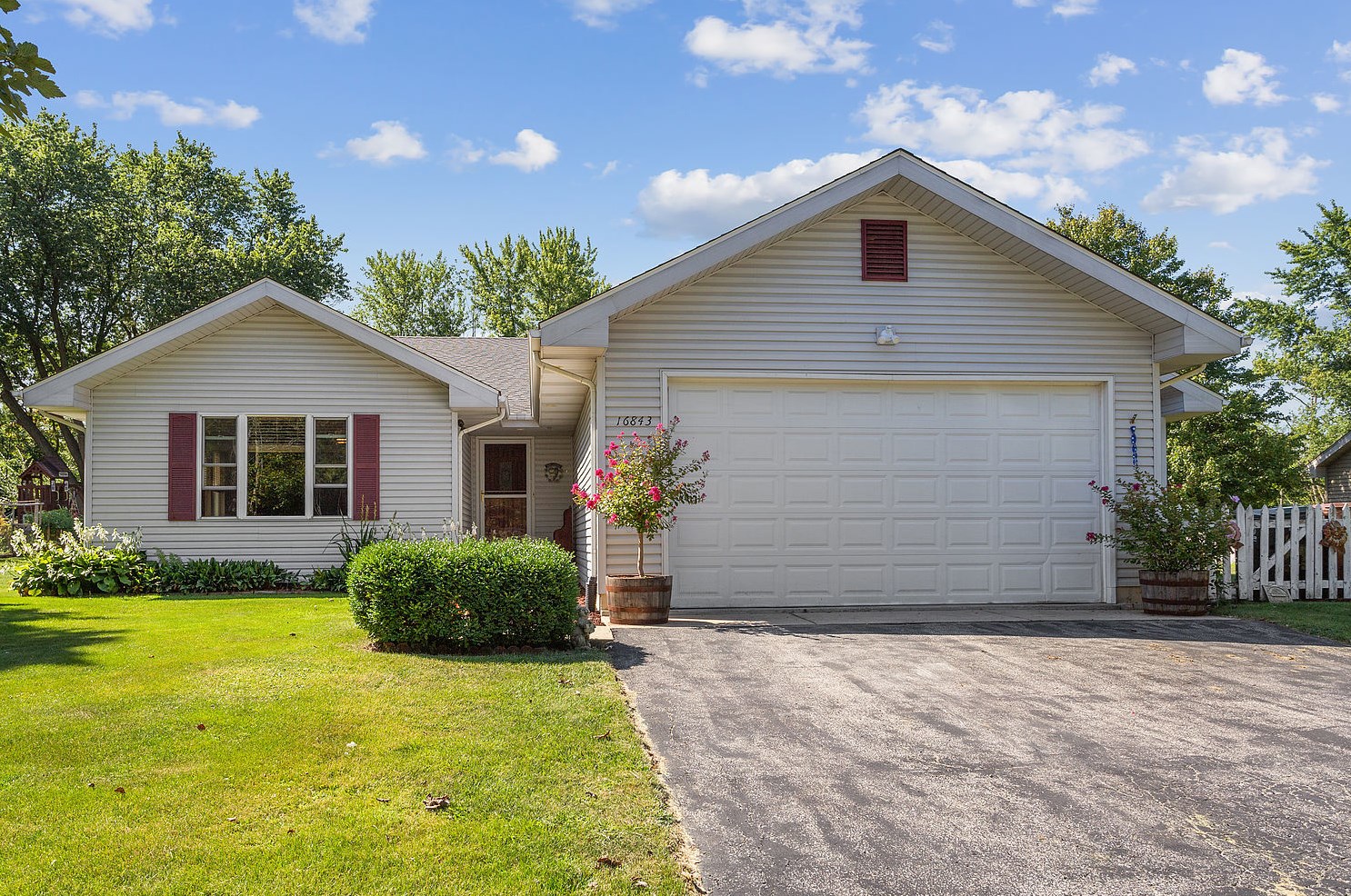 16843 144th Ln, Romeoville, IL 60441-7481