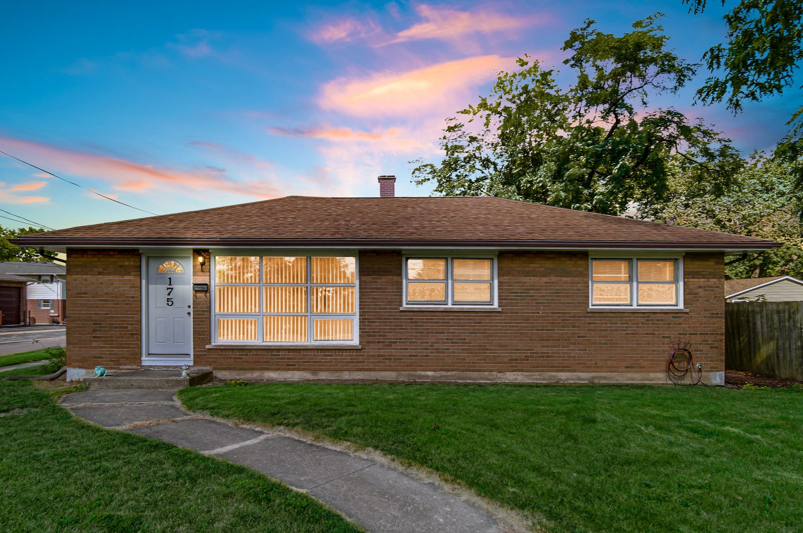 175 Highland Ave, Aurora, IL 60506-5043