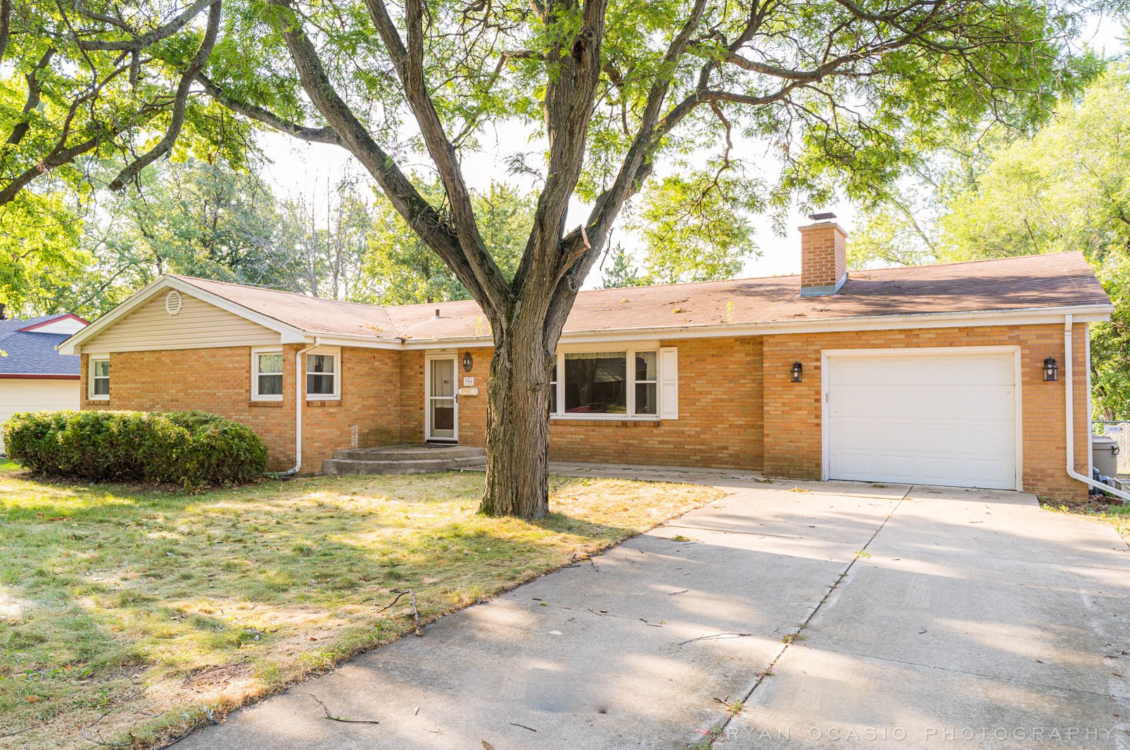 306 Hillcrest Dr, Dekalb, IL 60115-2344