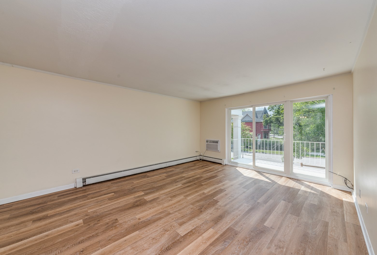 5115 Blodgett Ave #213, Downers Grove, IL 60515