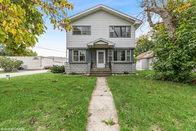 1010 N River Road - Photo 1