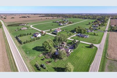 2419 N 4210th Road, Sheridan, IL 60551 - Photo 1