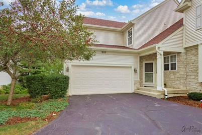 207 Berkshire Drive - Photo 1