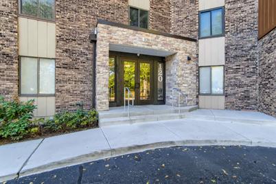 120 Lakeview Drive #417 - Photo 1