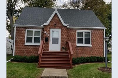 447 S Blaine Avenue - Photo 1